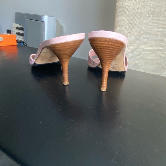 Chanel Pink Women's Slides Sandals mules slip ons low heels leather 39 8.5 pumps - Picture 4 of 8